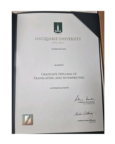 Which website can I use to purchase a Macquarie University degree and transcript?